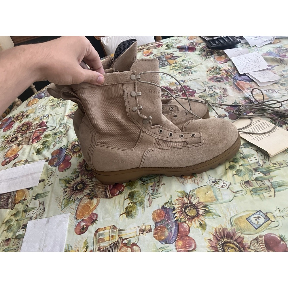 Vibram US Army Combat Boot Hot Weather Tan Cage 3A059 11R Flame Resistant
